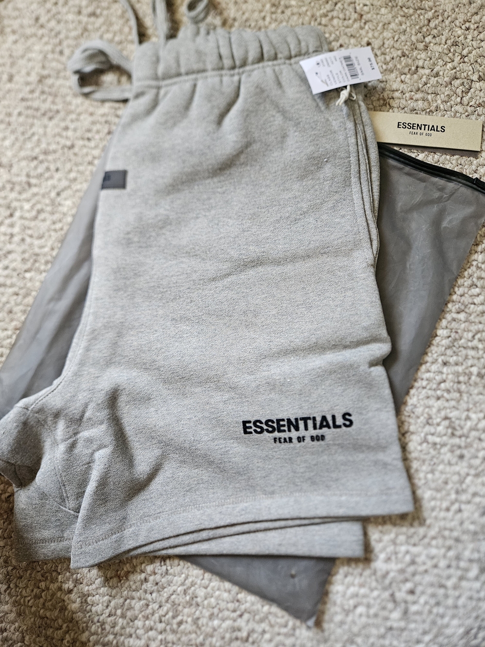 Essentials Fear of God athletic shorts Gray Small